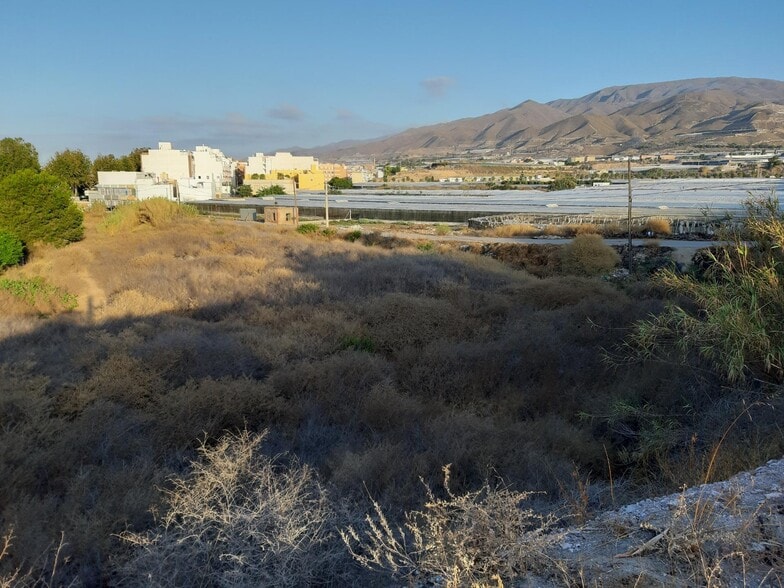 Terreno en Adra, Almería en venta - Foto principal - Imagen 2 de 6