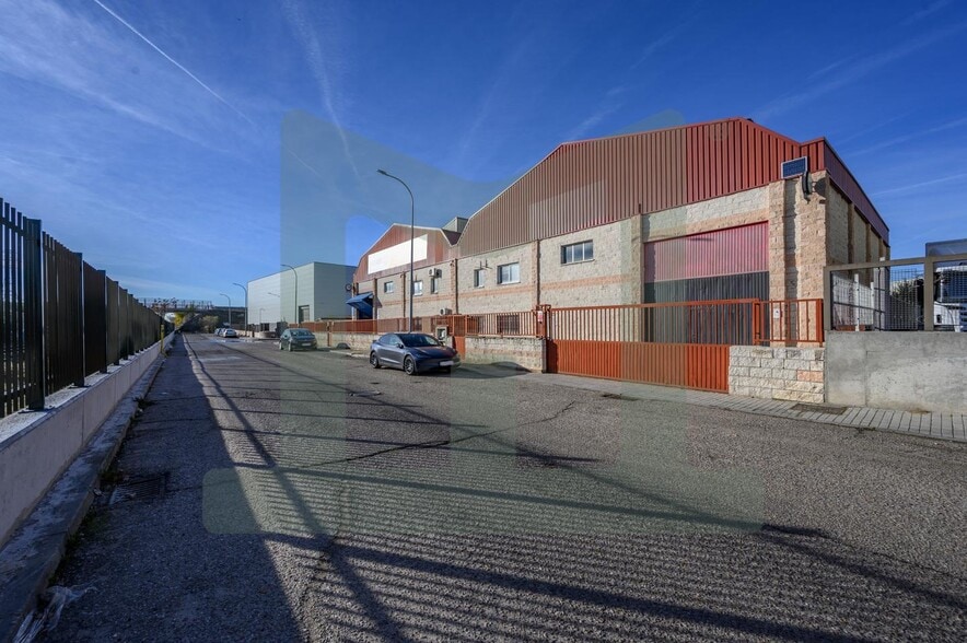 Nave en Griñón, Madrid en venta - Foto del interior - Imagen 2 de 34