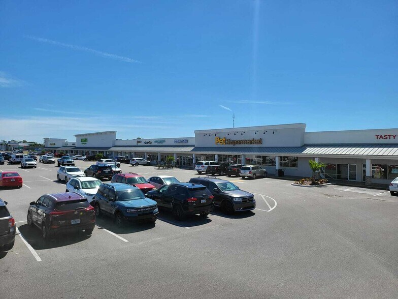 4265 Tamiami Trl, Port Charlotte, FL en alquiler - Foto del edificio - Imagen 1 de 6