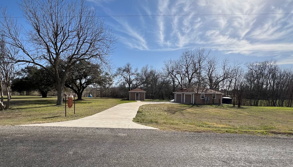 1800 County Road 330, Granger, TX en venta - Foto principal - Imagen 1 de 7