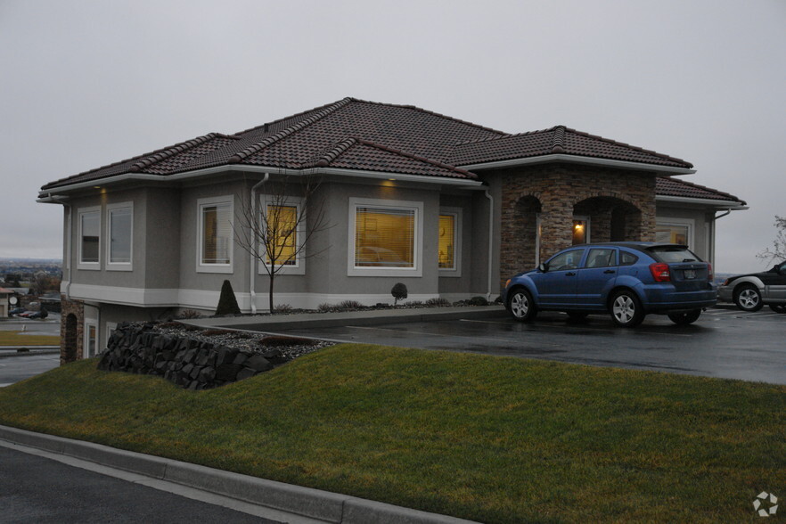 8927 W Tucannon Ave, Kennewick, WA en alquiler - Foto del edificio - Imagen 2 de 10