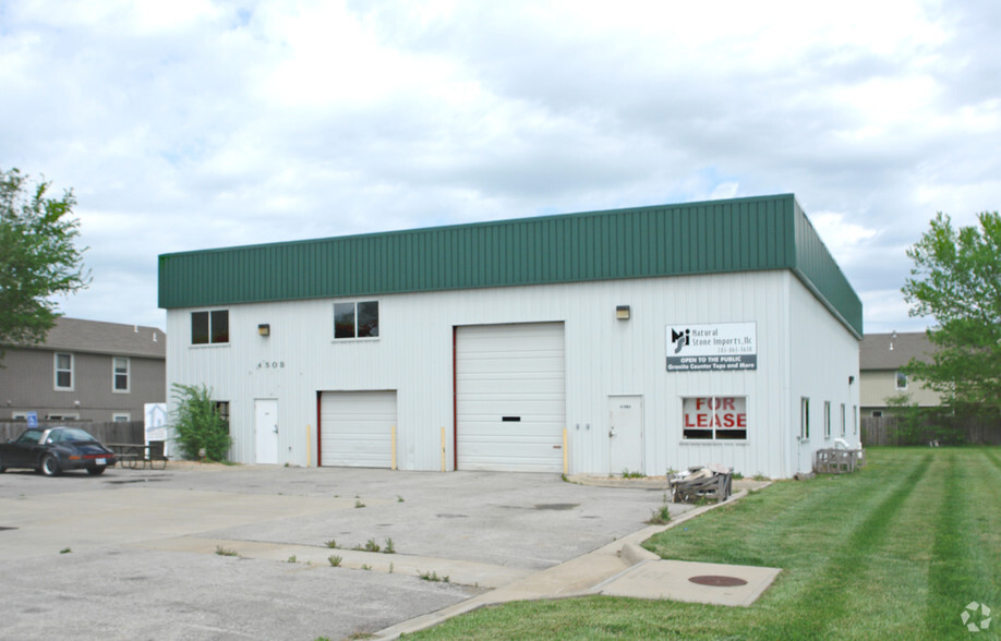 450 N Iowa St, Lawrence, KS en alquiler - Foto del edificio - Imagen 2 de 3