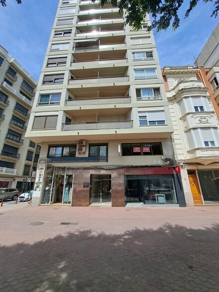 Oficina en Alzira en venta - Foto del edificio - Imagen 3 de 24