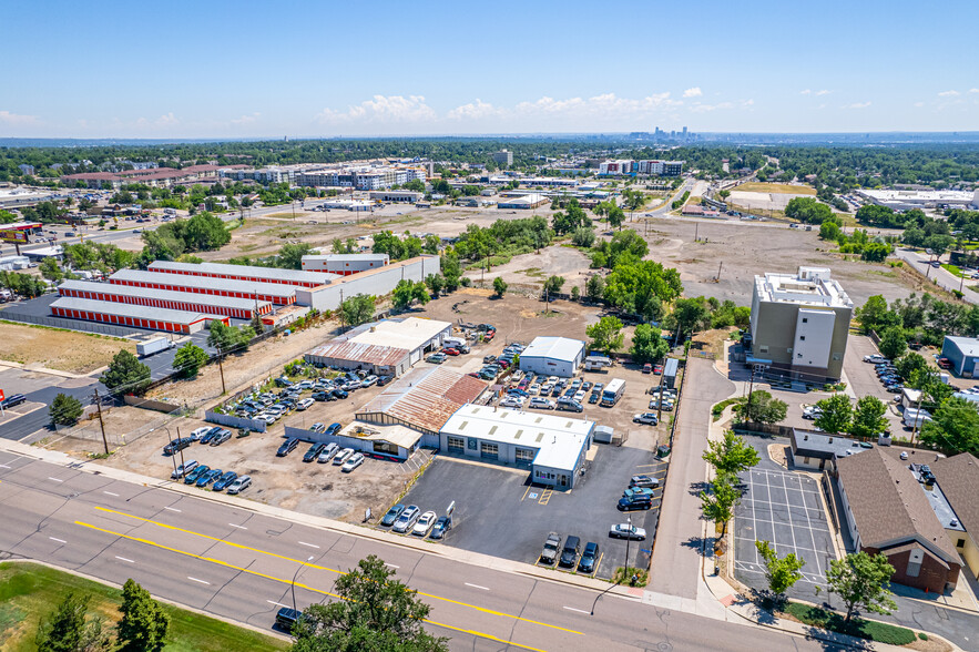 1370 Simms St, Lakewood, CO en alquiler - Foto del edificio - Imagen 1 de 4