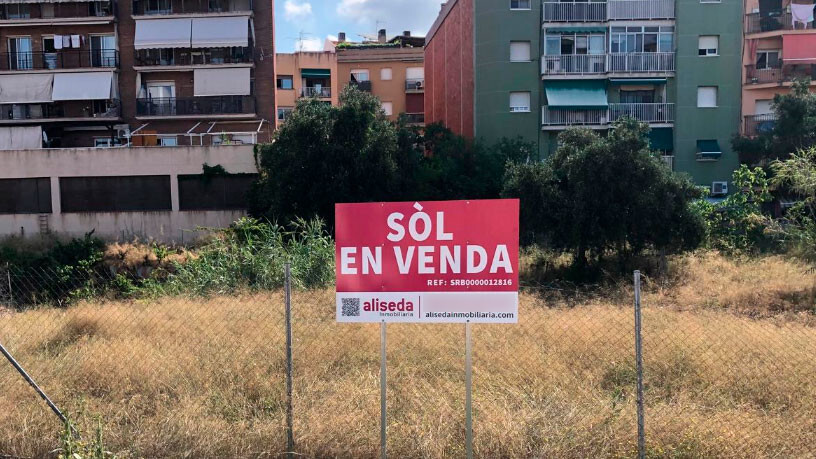 Carrer Pau Font, Esparreguera, Barcelona en venta - Foto del edificio - Imagen 3 de 4