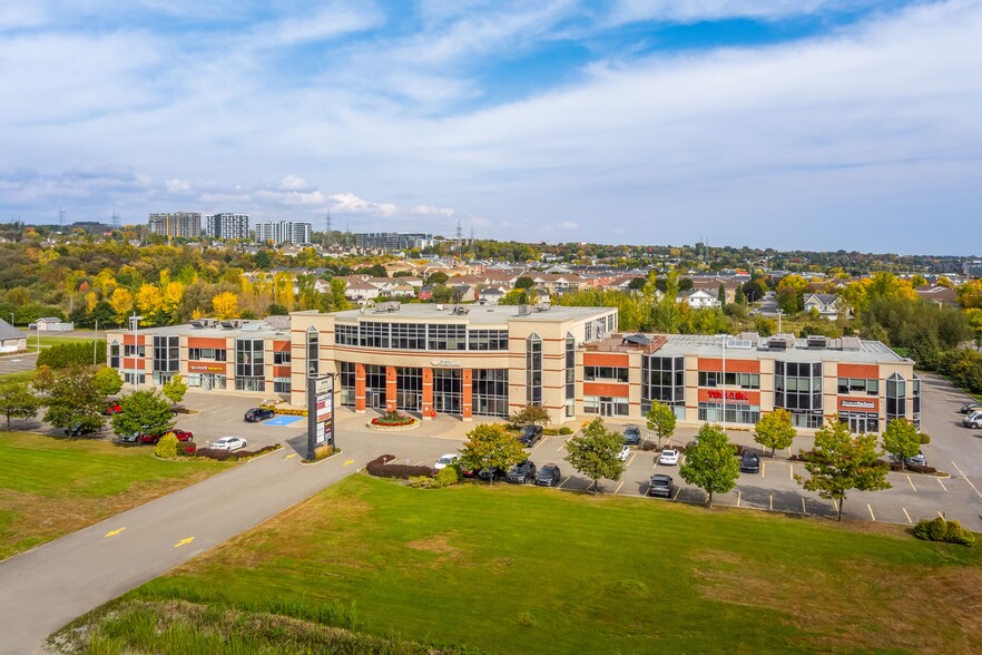 6700 Boul Pierre-Bertrand, Québec, QC en alquiler - Foto del edificio - Imagen 1 de 9