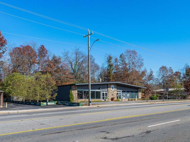 99 New Leicester Hwy, Asheville, NC en alquiler - Foto del edificio - Imagen 3 de 16