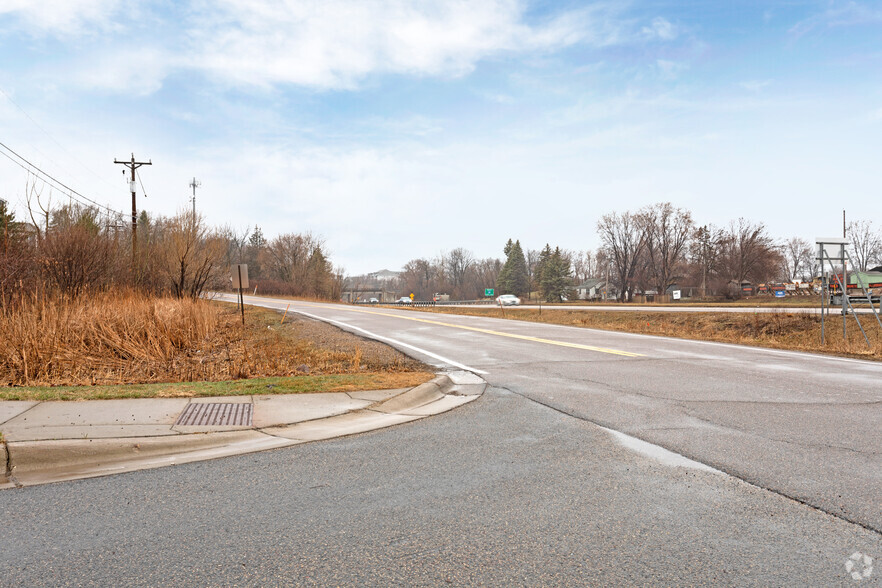 18910 Hamel Rd, Plymouth, MN en alquiler - Foto del edificio - Imagen 2 de 2