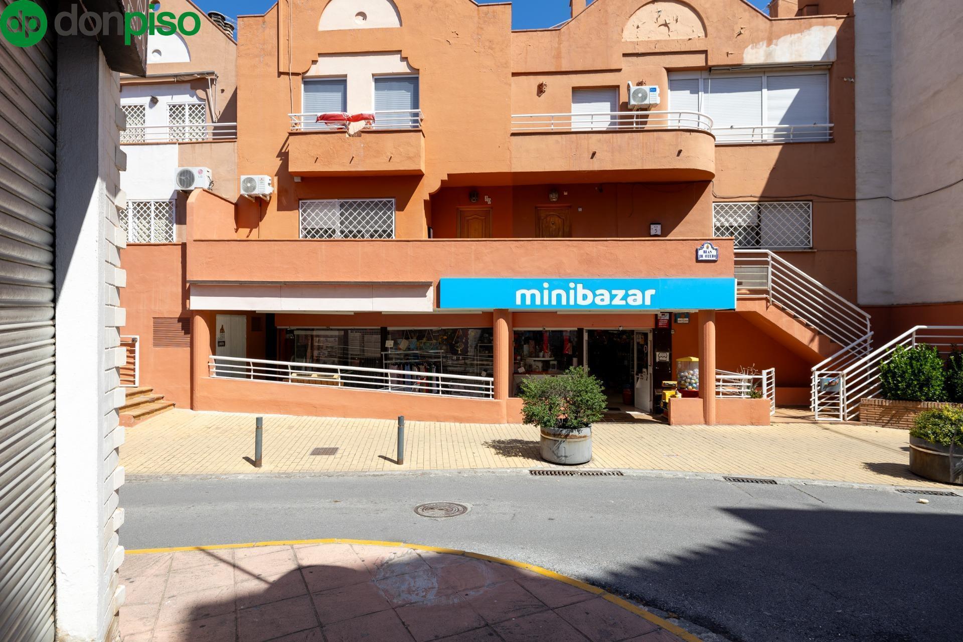 Calle de los Olmos, 1, Peligros, Granada en venta Foto del edificio- Imagen 1 de 11