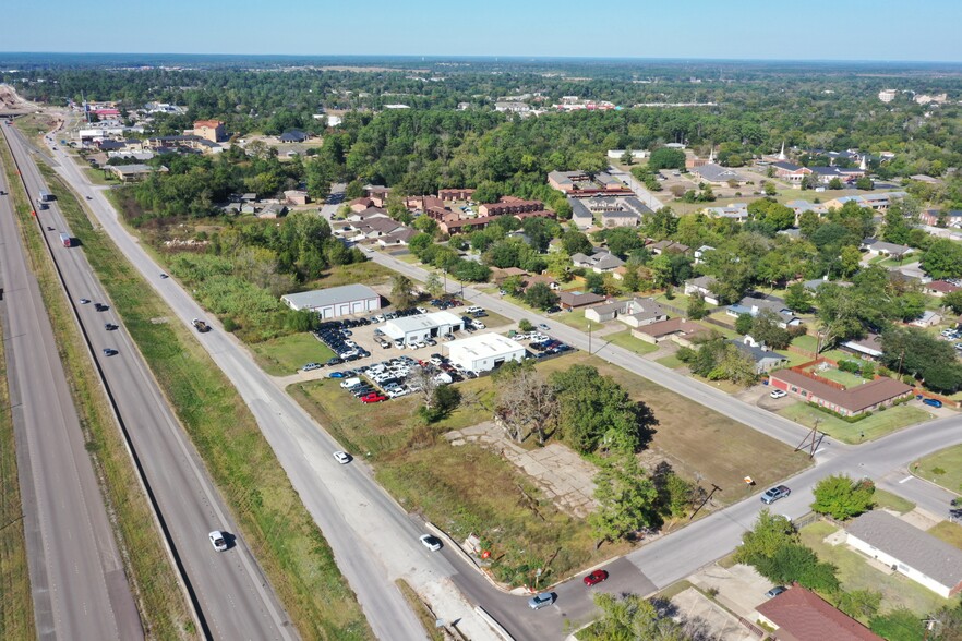 2120 Normal Park Dr, Huntsville, TX en alquiler - Foto del edificio - Imagen 2 de 12