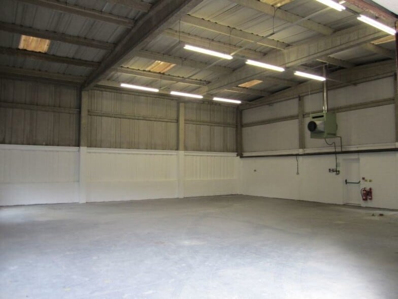 Daux Rd, Billingshurst en venta - Foto del interior - Imagen 2 de 3