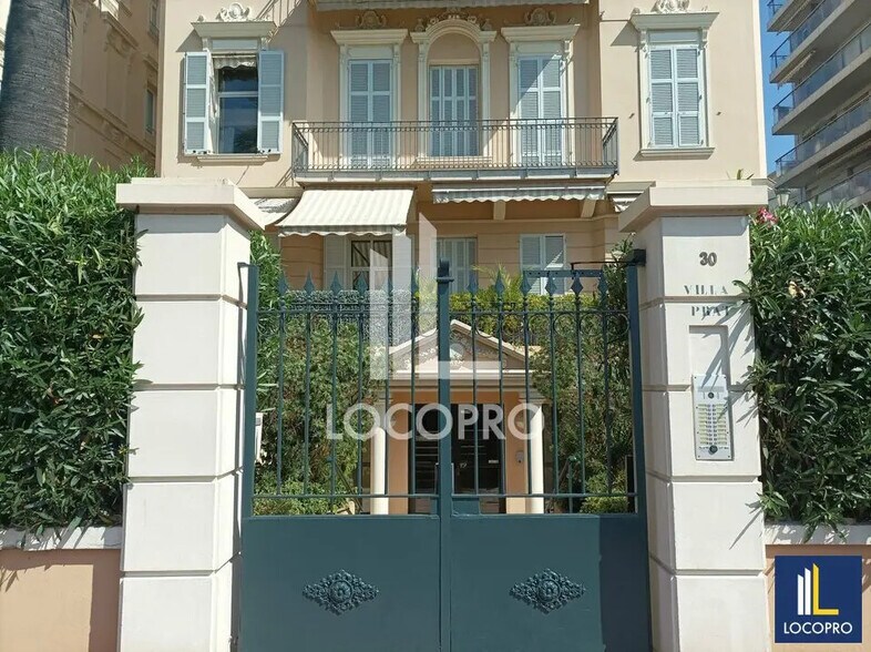 Local en Nice en venta - Foto del edificio - Imagen 1 de 12