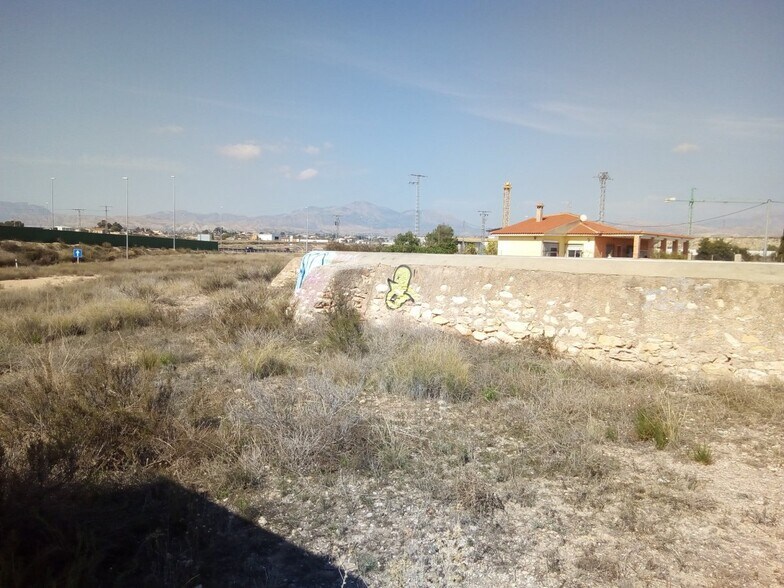 Terreno en San Vicente del Raspeig, Alicante en venta - Foto del edificio - Imagen 2 de 2