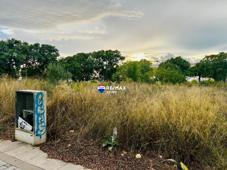 Terreno en Vilanova i la Geltrú, Barcelona en venta - Foto del edificio - Imagen 3 de 3