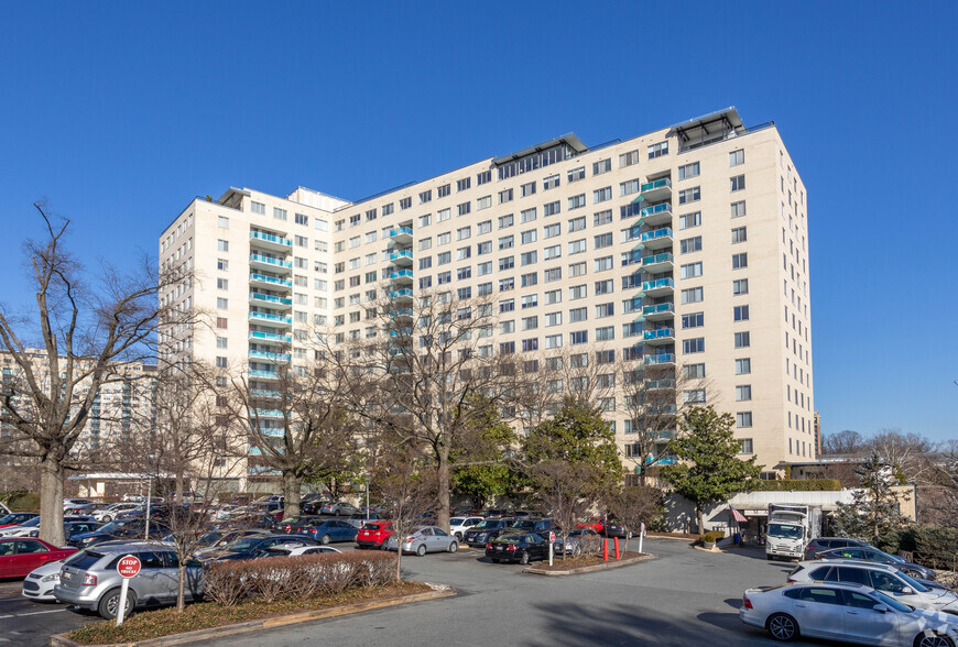 10401 Grosvenor Pl, Rockville, MD en venta - Foto principal - Imagen 1 de 4