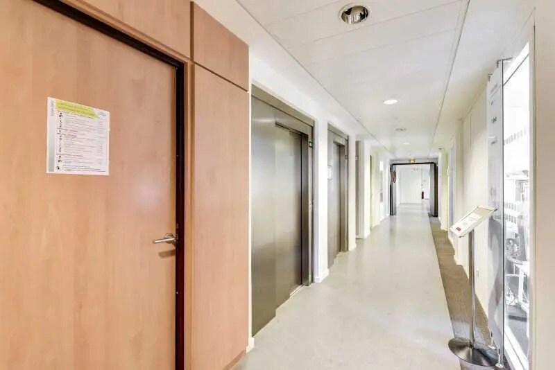 4 Avenue Du Recteur Poincaré, Paris en alquiler - Foto del interior - Imagen 3 de 7