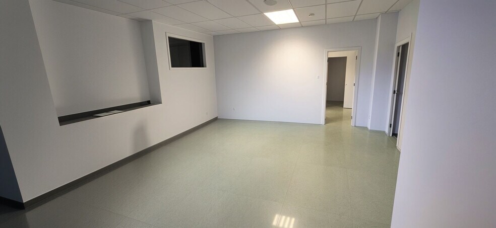 Carrer Mossèn Gelabert, 7, Olot, Gerona en venta - Foto del interior - Imagen 1 de 27