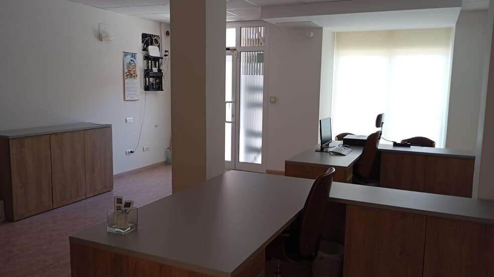 Local en Amposta, Tarragona en alquiler - Foto del interior - Imagen 2 de 2