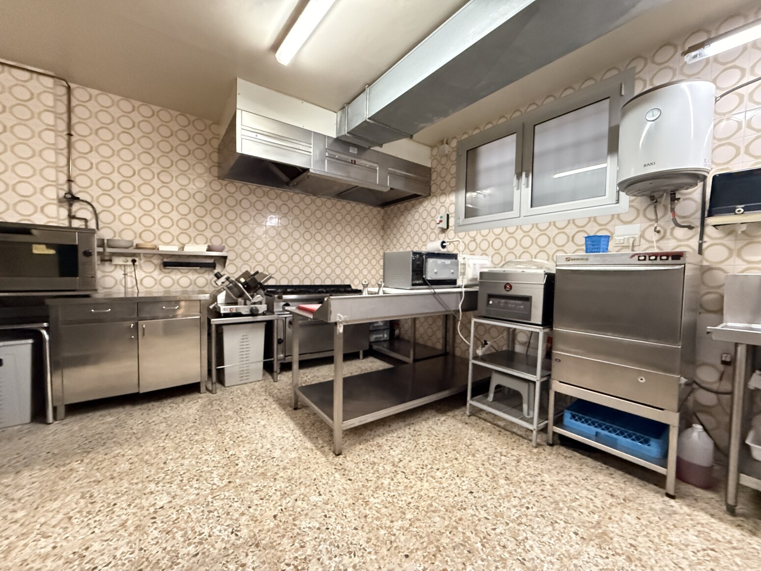 Carrer Jaume Ii, Bisbal Dempordà, 22, La Jonquera, Gerona en venta Foto del edificio- Imagen 1 de 23