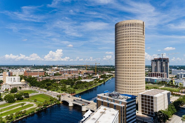 Más detalles para 400 N Ashley Dr, Tampa, FL - Oficinas en alquiler