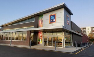 Más detalles de 3021-3039 E Michigan Ave, Jackson, MI - Local en venta