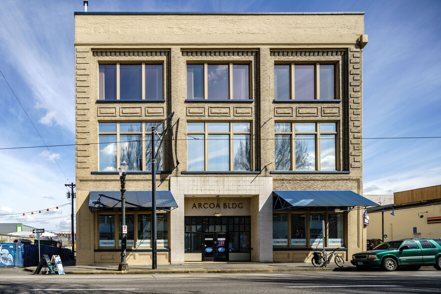 1006 SE Grand Ave, Portland, OR en alquiler - Foto del edificio - Imagen 1 de 5