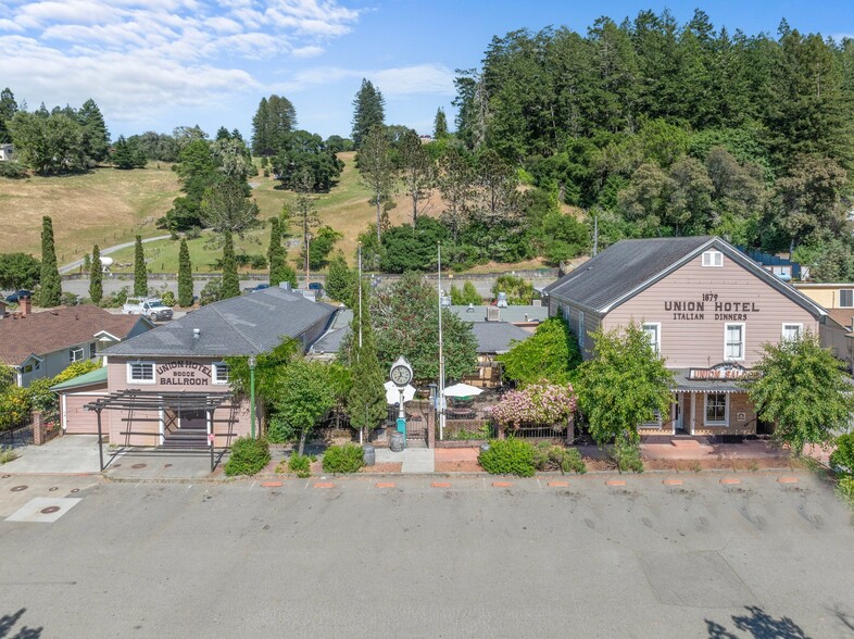 3731 Main st, Occidental, CA en venta - Foto principal - Imagen 2 de 38