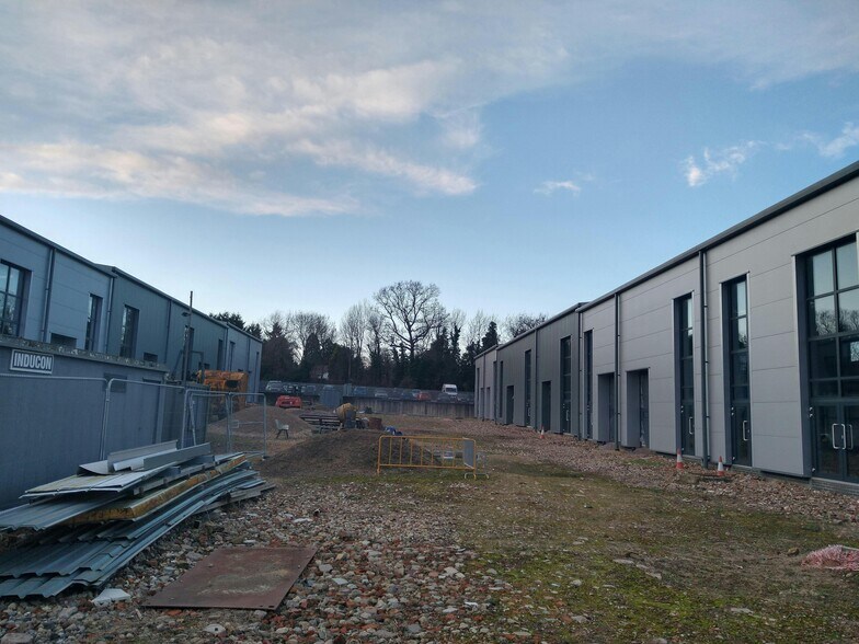 Fishponds Rd, Wokingham en alquiler - Foto del edificio - Imagen 2 de 3