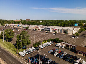 2424 E Lincoln Hwy, Langhorne, PA - VISTA AÉREA  vista de mapa