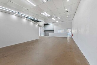 575 Woodville Rd, Guildford en alquiler Foto del interior- Imagen 2 de 4