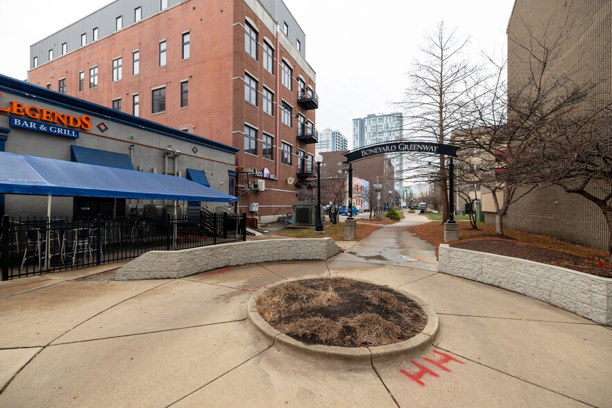 503 Healey St, Champaign, IL en alquiler - Foto del edificio - Imagen 2 de 12