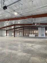 1410 W Walnut St, Elkhart, IA en alquiler Foto del interior- Imagen 1 de 3