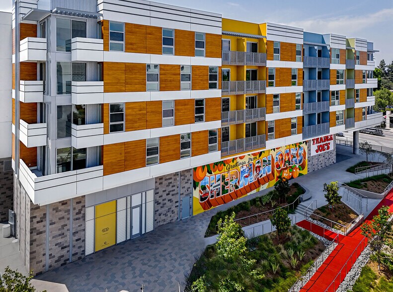 14150 Riverside Dr, Sherman Oaks, CA en alquiler - Foto del edificio - Imagen 1 de 3