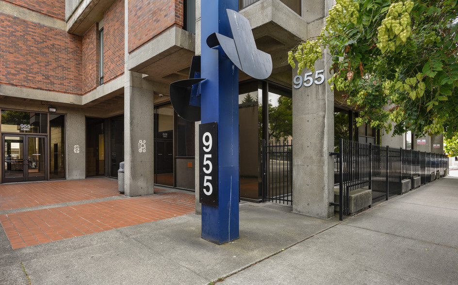 955 Tacoma Ave S, Tacoma, WA en alquiler - Foto del edificio - Imagen 2 de 12