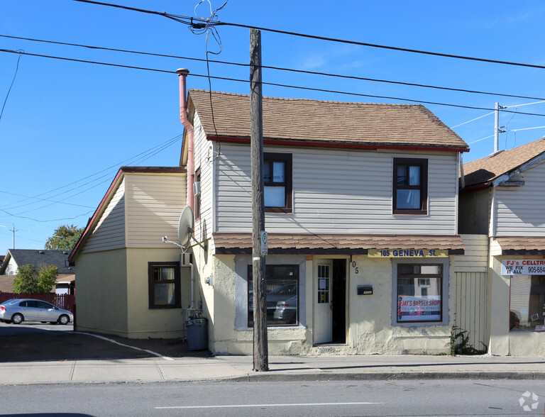 105 Geneva St, St Catharines, ON en venta - Foto del edificio - Imagen 1 de 2