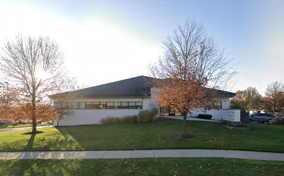 2251 East Paris Ave SE, Grand Rapids, MI en alquiler - Foto del edificio - Imagen 2 de 2