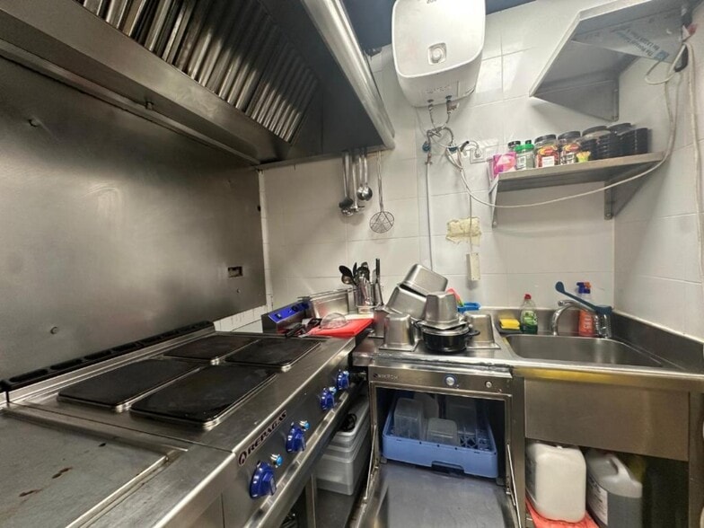 Local en Madrid, Madrid en alquiler - Foto del edificio - Imagen 3 de 4