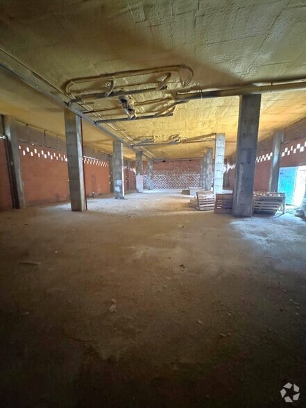 Local en Azuqueca de Henares, Guadalajara en alquiler - Foto del interior - Imagen 1 de 1