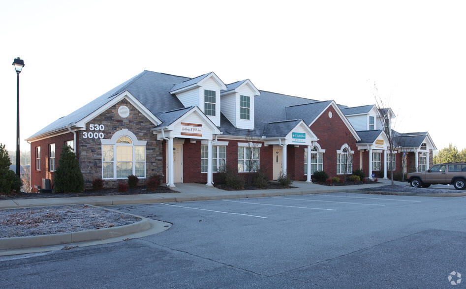 530 Highland Station Dr, Suwanee, GA en alquiler - Foto principal - Imagen 1 de 18