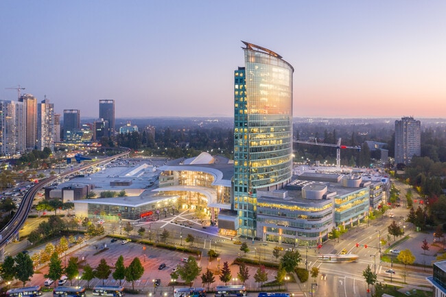 Más detalles de 10153 King George Blvd, Surrey, BC - Oficina, local en alquiler