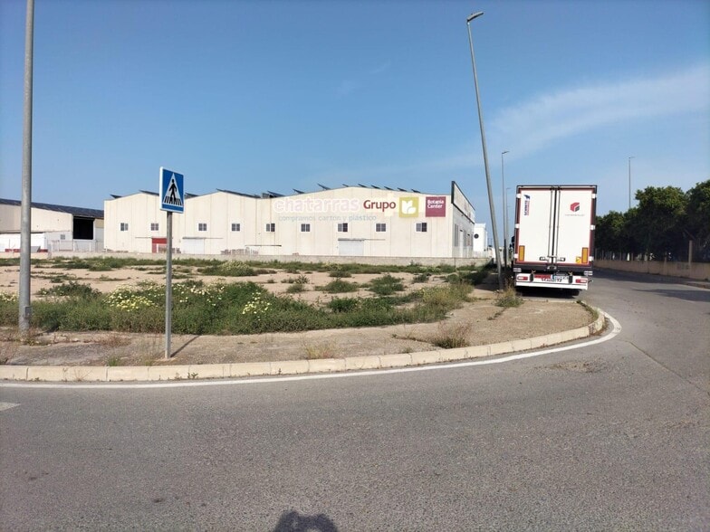 Nave en Almoradí en venta - Foto del edificio - Imagen 3 de 3
