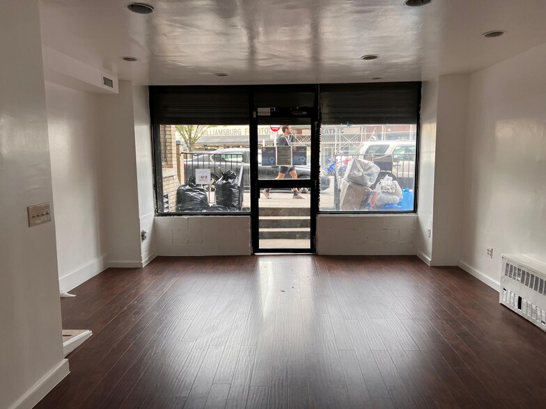 232 Metropolitan Ave, Brooklyn, NY en alquiler - Foto del interior - Imagen 1 de 8