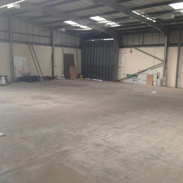 Royle Barn Rd, Rochdale en alquiler - Foto del edificio - Imagen 3 de 5