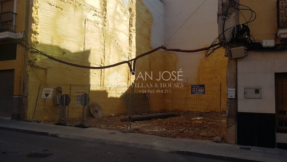 Terreno en Novelda, Alicante en venta - Foto de la construcción - Imagen 3 de 4