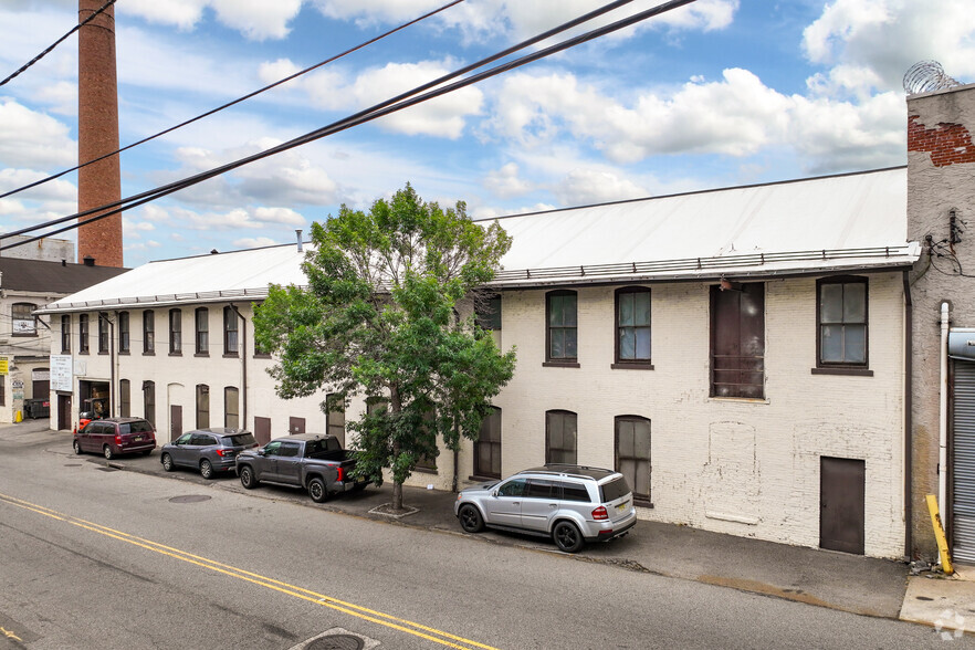 85 Fifth Ave, Paterson, NJ en alquiler - Foto del edificio - Imagen 2 de 4