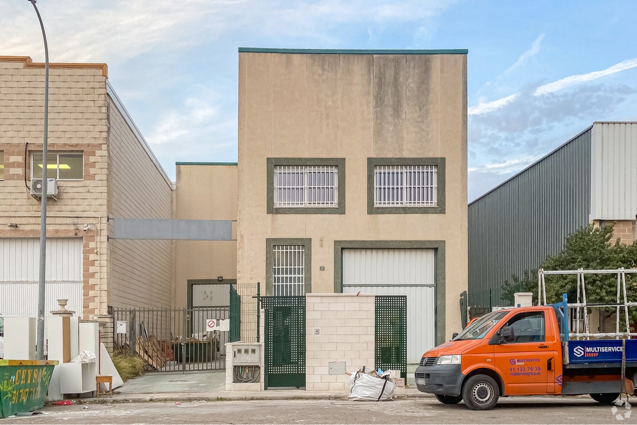 Nave en Velilla de San Antonio, Madrid en venta Foto principal- Imagen 1 de 3