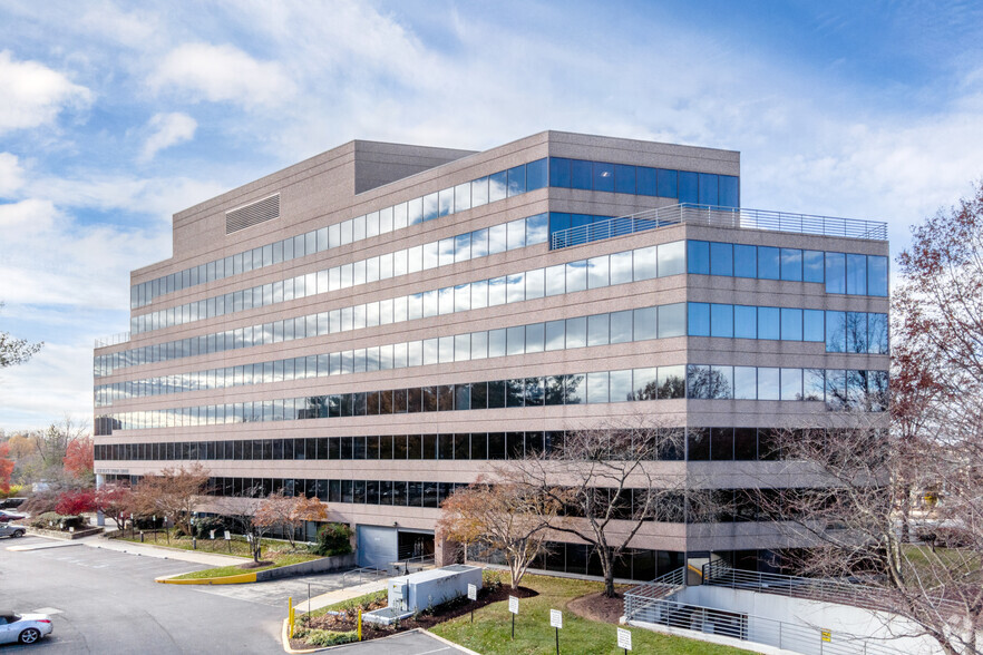 6550 Rock Spring Dr, Bethesda, MD en alquiler - Foto del edificio - Imagen 2 de 5