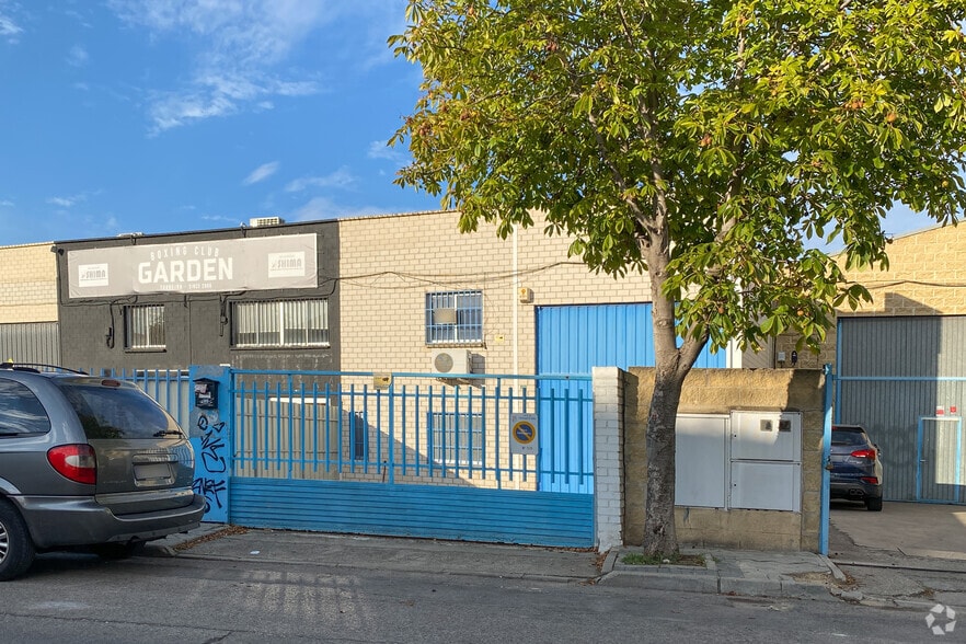 Calle Azufre, 6, Torrejón de Ardoz, Madrid en venta - Foto del edificio - Imagen 2 de 2