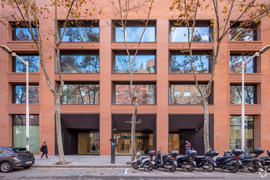 Carrer De Joan Miró, 21, Barcelona, Barcelona en alquiler - Foto del edificio - Imagen 3 de 15