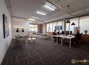 30 Jasmine St, Botany en alquiler Foto del interior- Imagen 2 de 6